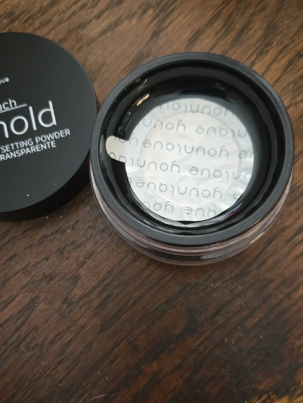 Younique Touch Behold TRANSLUCENT SETTING POWDER O.37 Oz NEW IN BOX Sealed